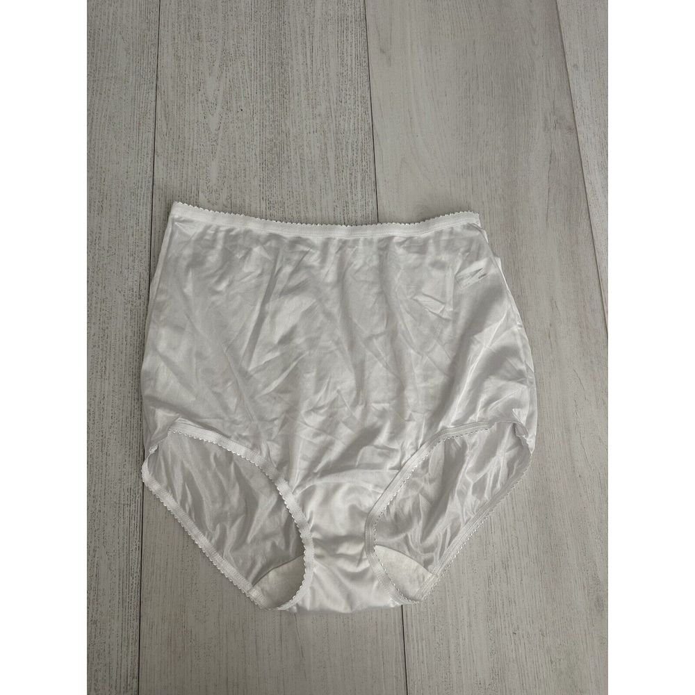 Shadowline Panties Women's‎ Full Brief Seamless Smooth Nylon Size 5 White